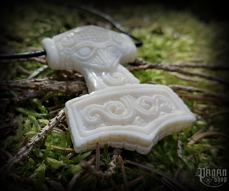 Přívěsek Thorovo kladivo Schonenhammer - kost